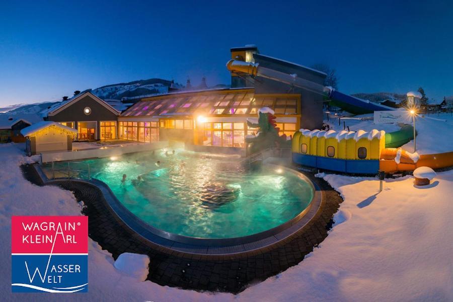 Goldhirsch Aparthotel Ваграйн Екстериор снимка
